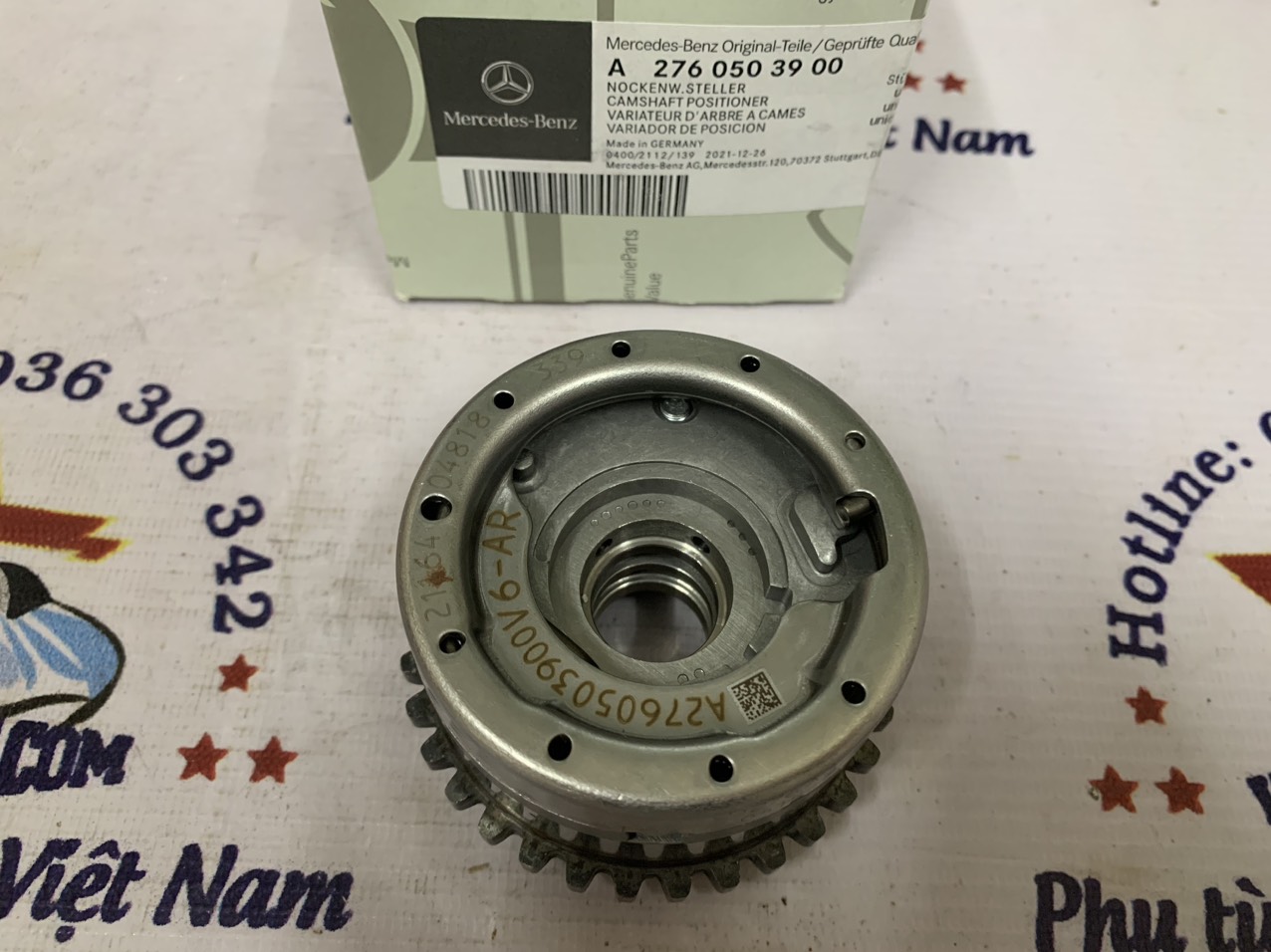 Bánh răng cam xả phải Mercedes M276